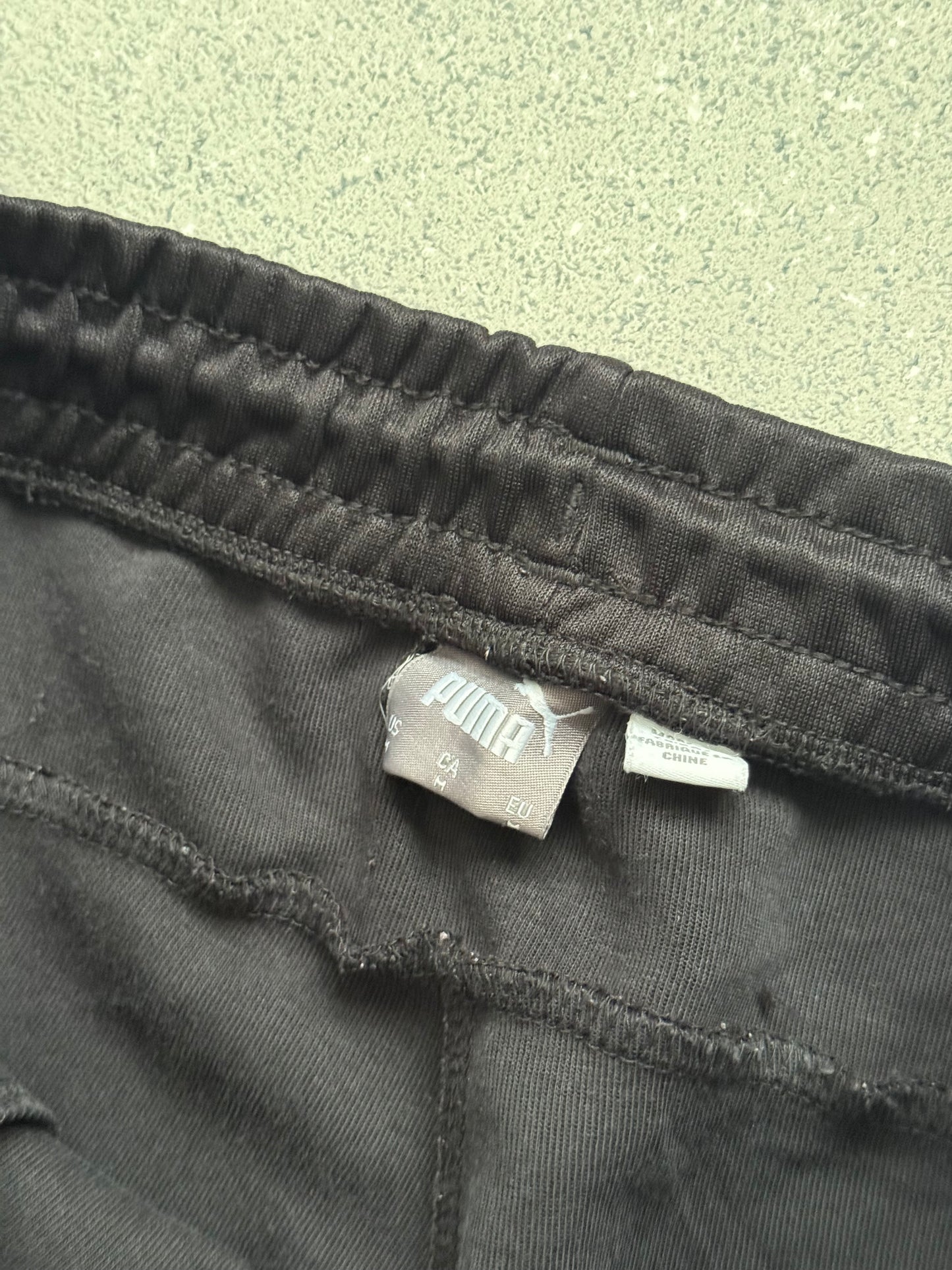 Puma Ferrari pants (M)