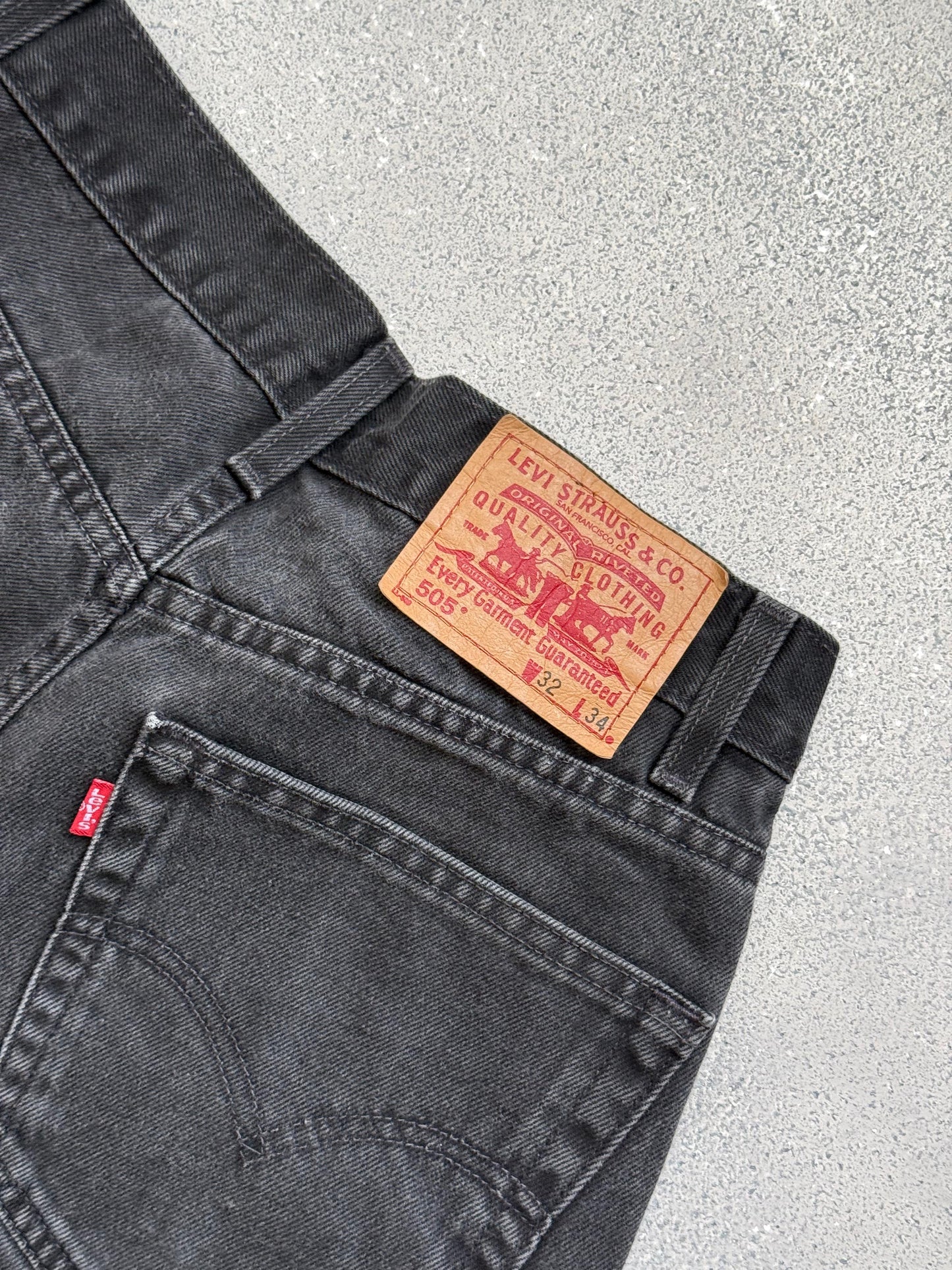 Levi’s 505 (32x34)