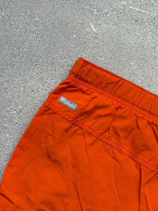 Columbia shorts (L)