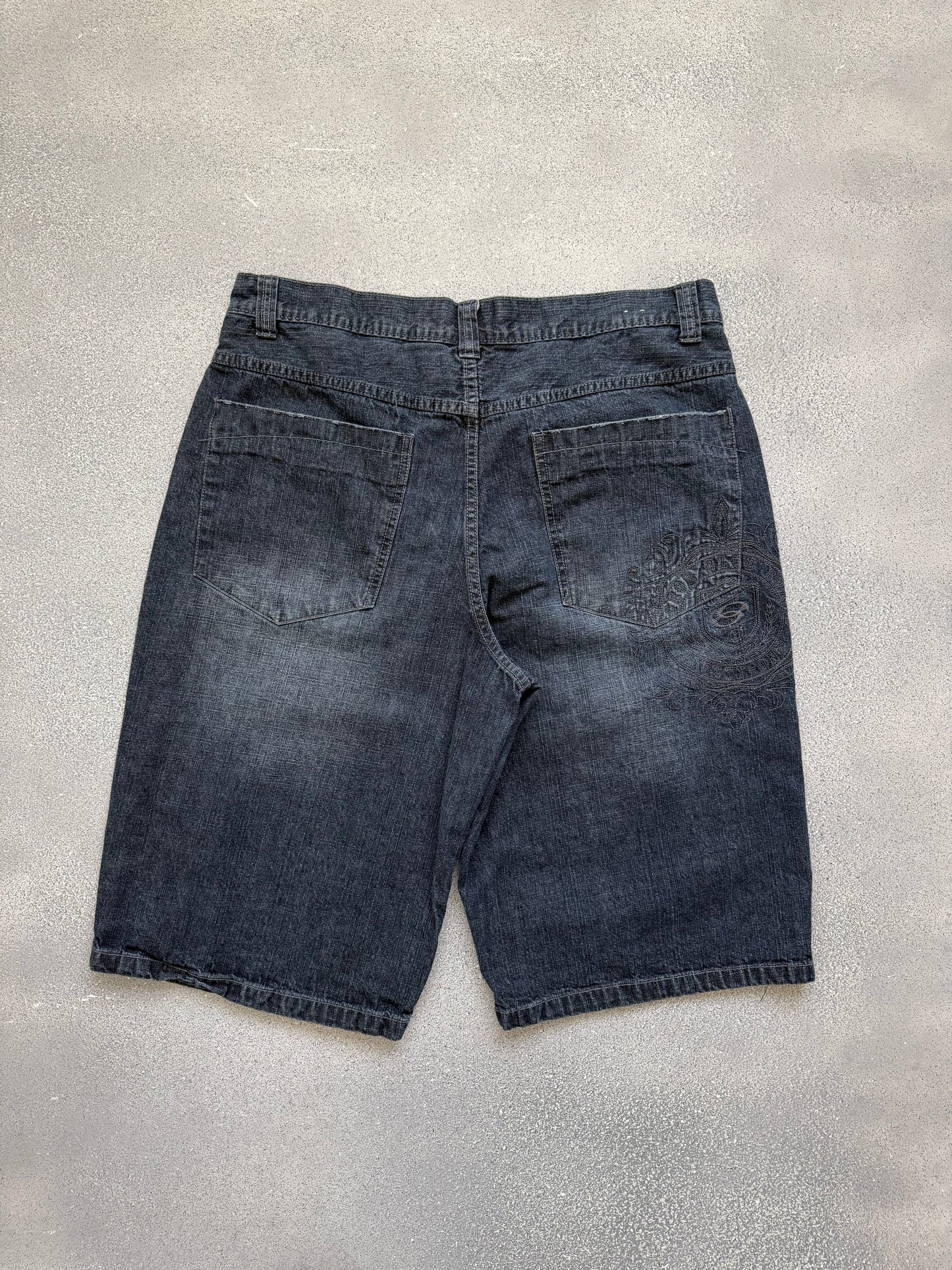 Beyond Baggy jorts (36)