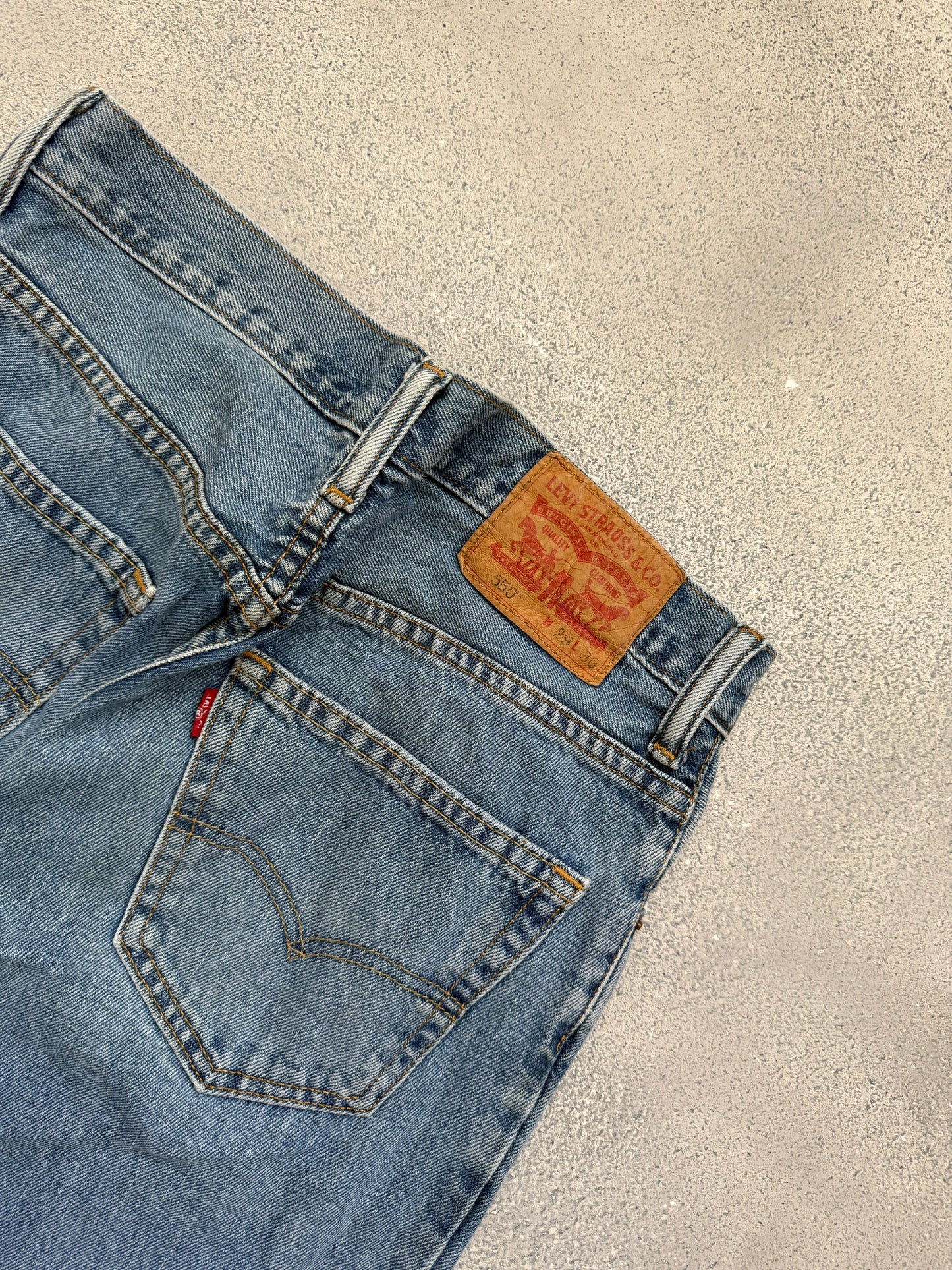 Levi’s 550 (29x30)