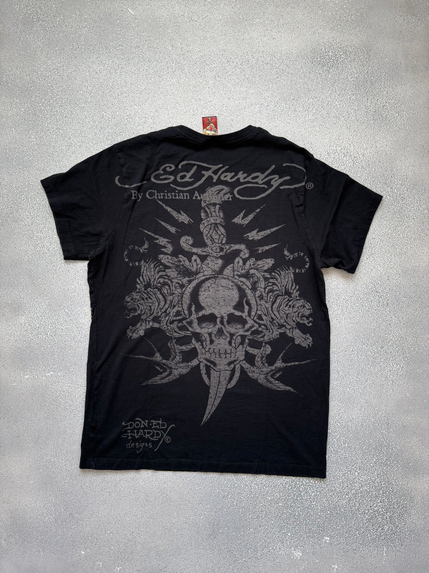 Ed Hardy tee (L)