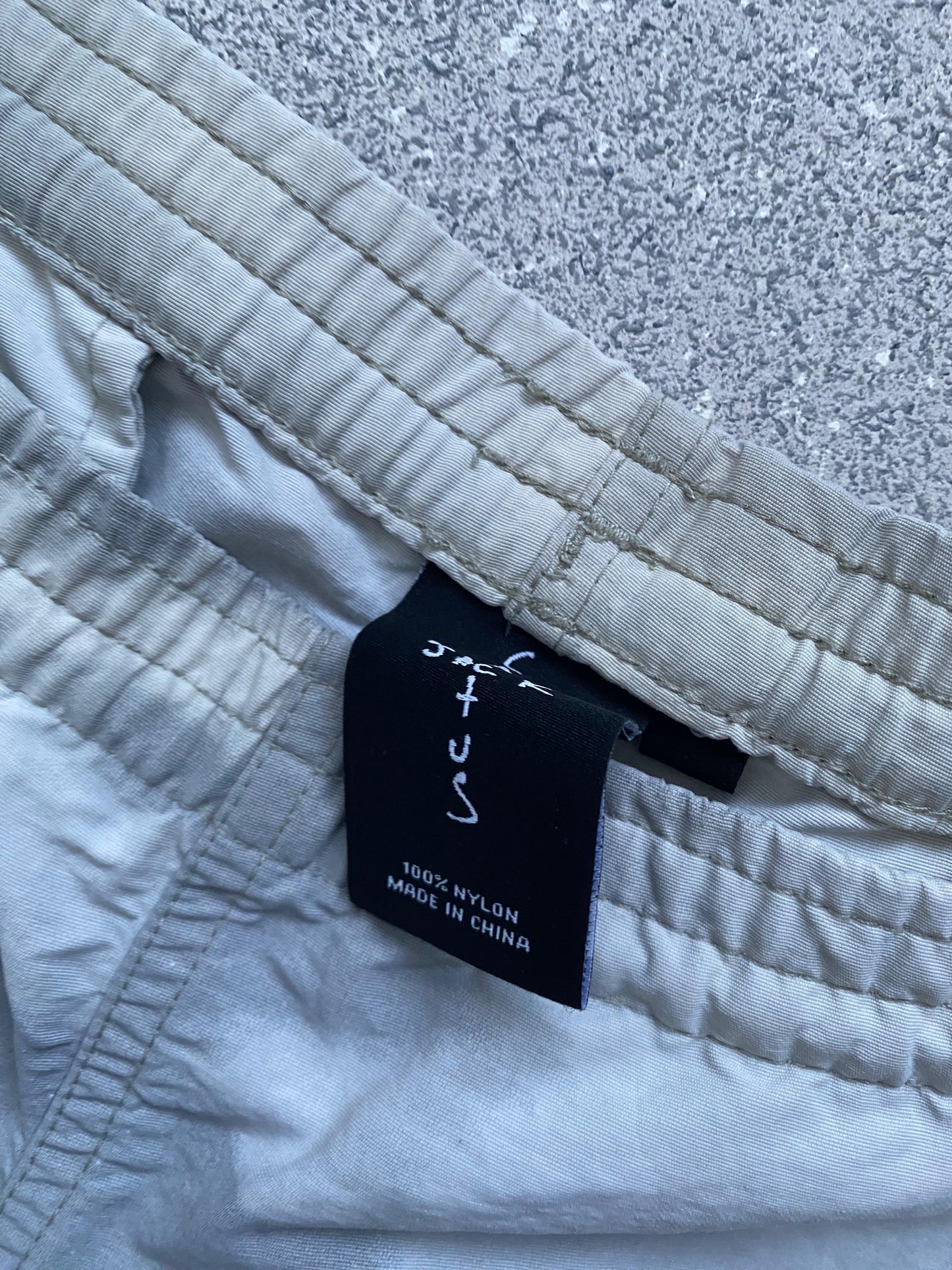 Cactus Jack Travis Scott Trails short (L)