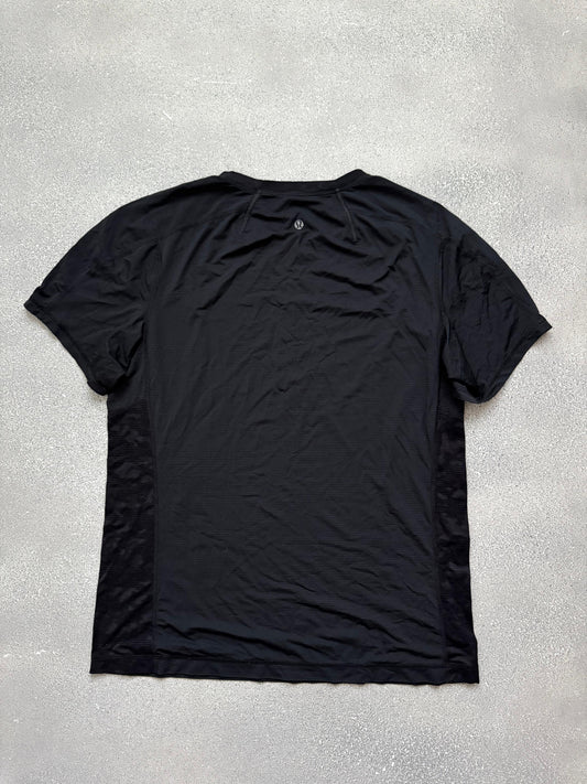 Lululemon sport tee (M)