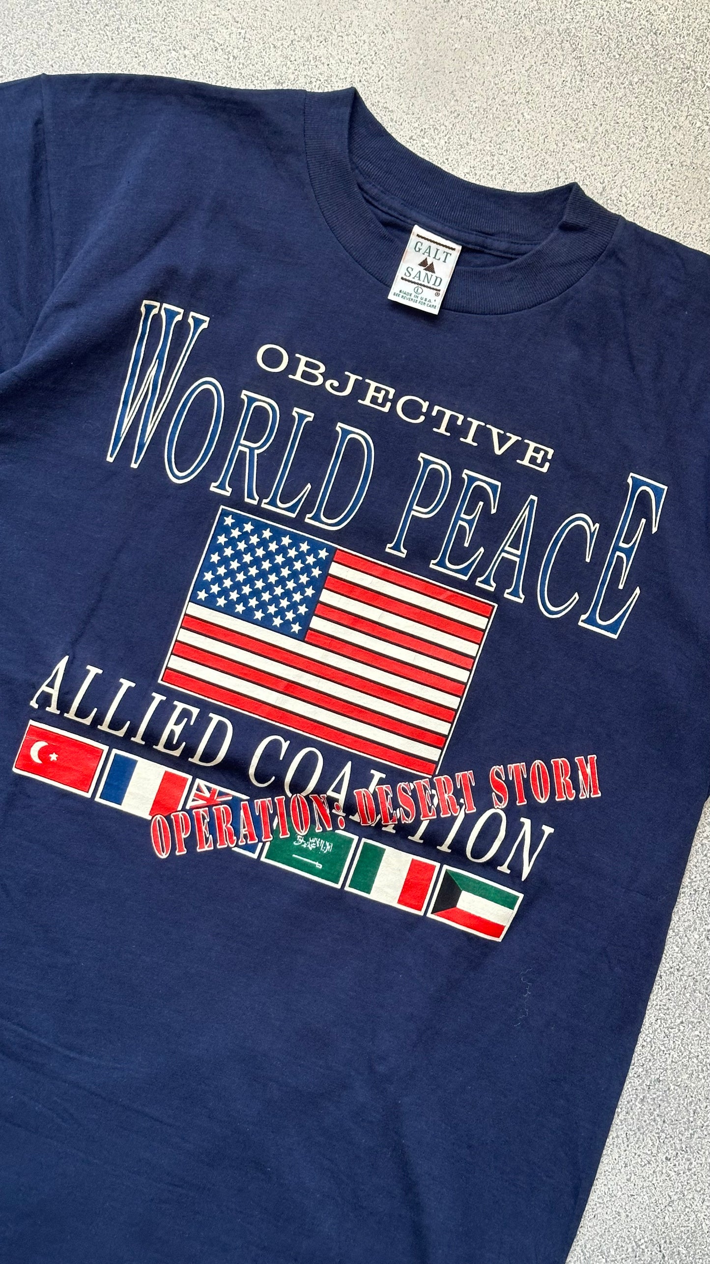 World peace vintage (L)