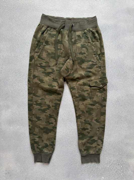 Puma camo pants (M)