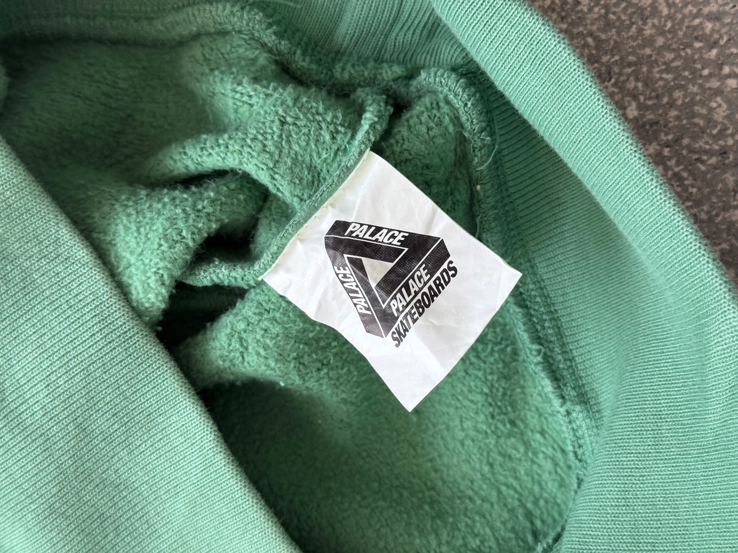 Palace crewneck (M)