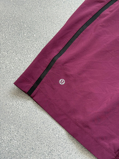 Lululemon lycra shorts (M)