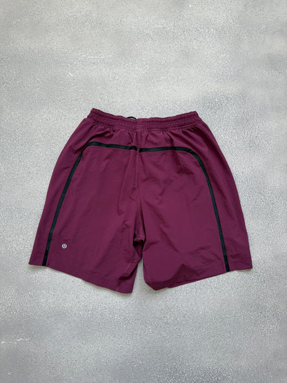Lululemon lycra shorts (M)