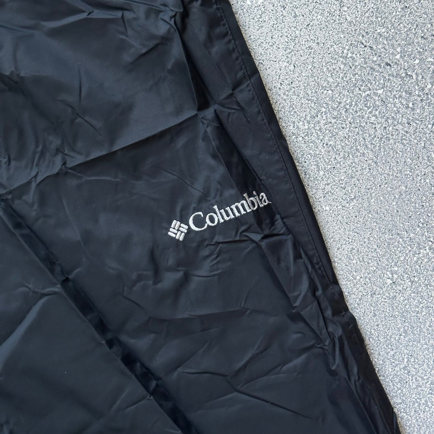 Columbia waterproof pants (M)