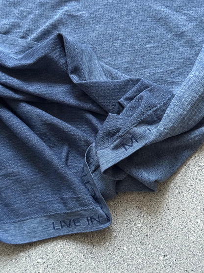 Lululemon sport tee (M)