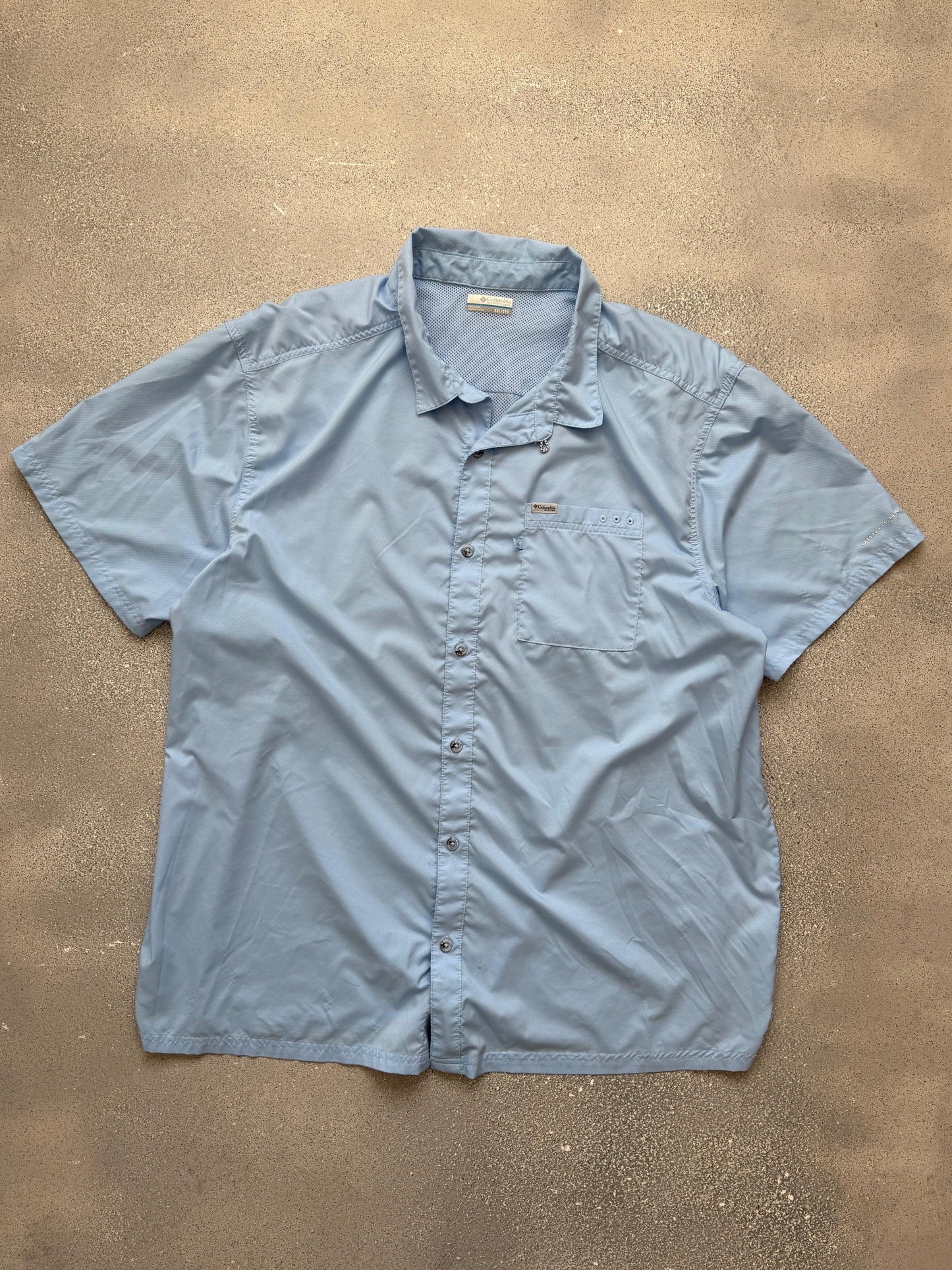 Columbia sport shirt (XXL)