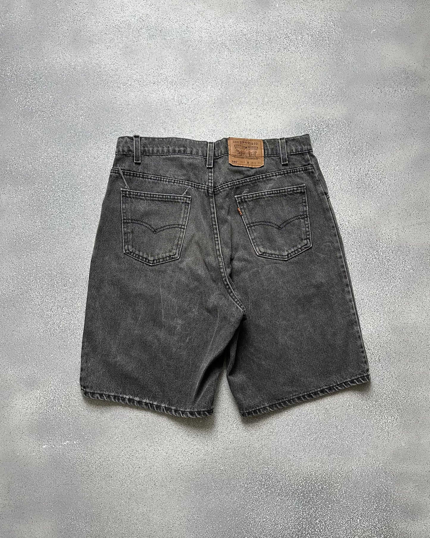 Levi’s orange tab shorts (34)