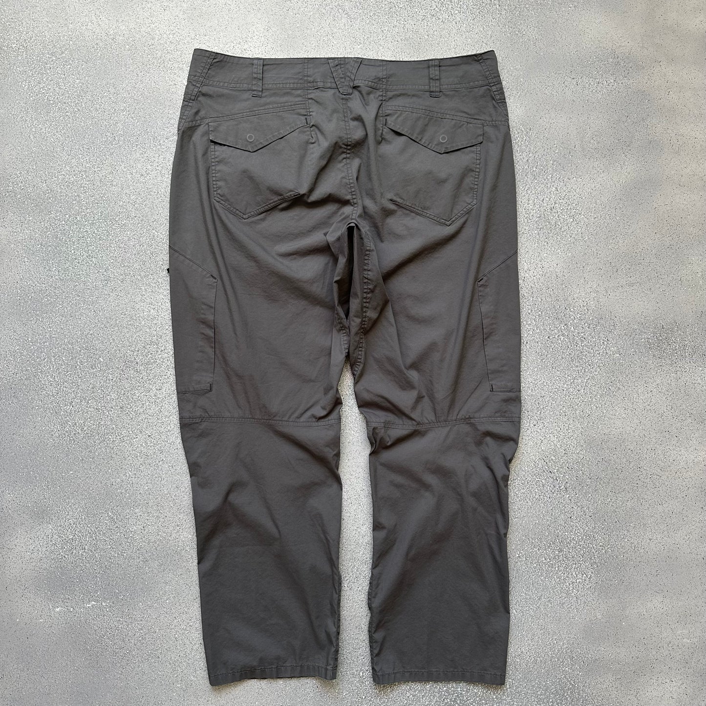 Arcteryx track pants (34)