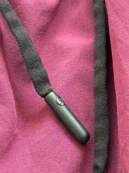 Lululemon lycra shorts (M)