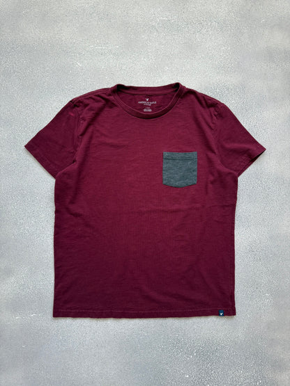 American Eagle tee (L)