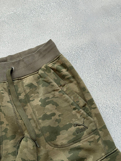 Puma camo pants (M)