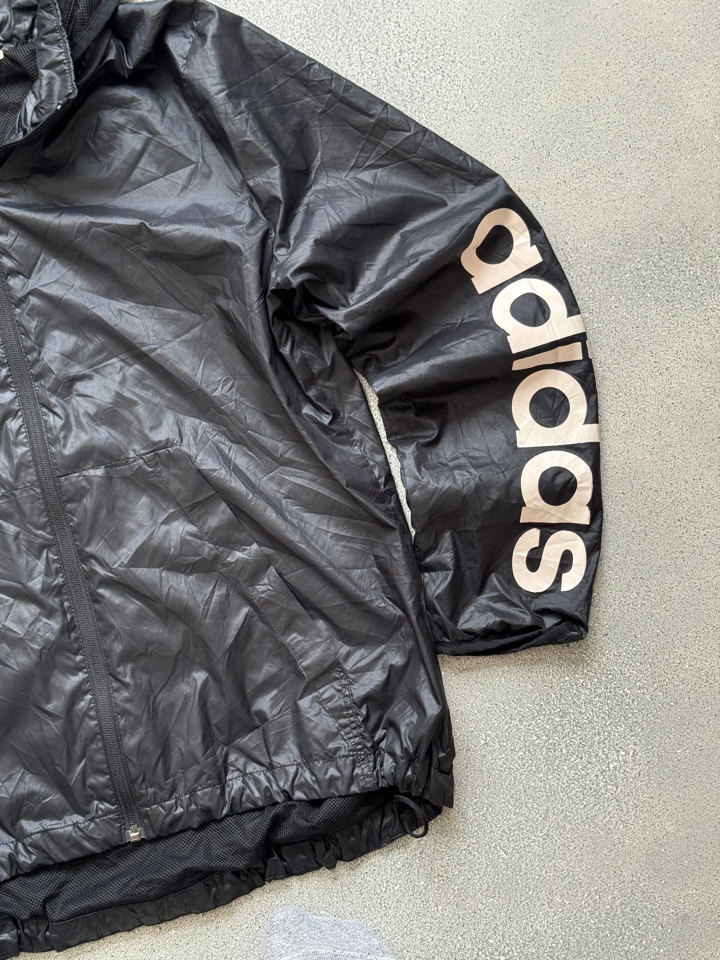 Adidas windbreaker (L)