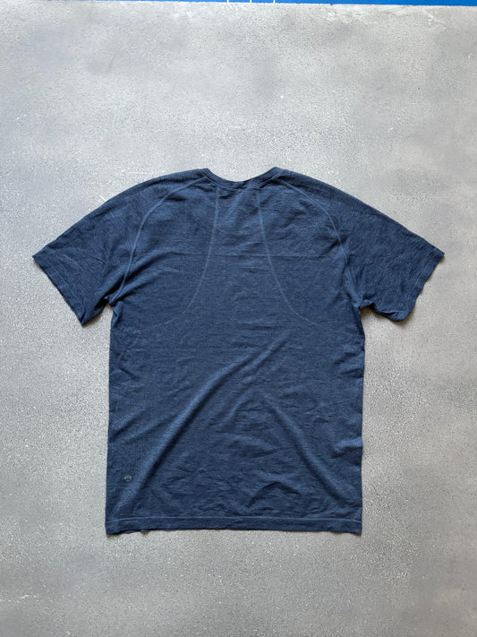 Lululemon sport tee (M)