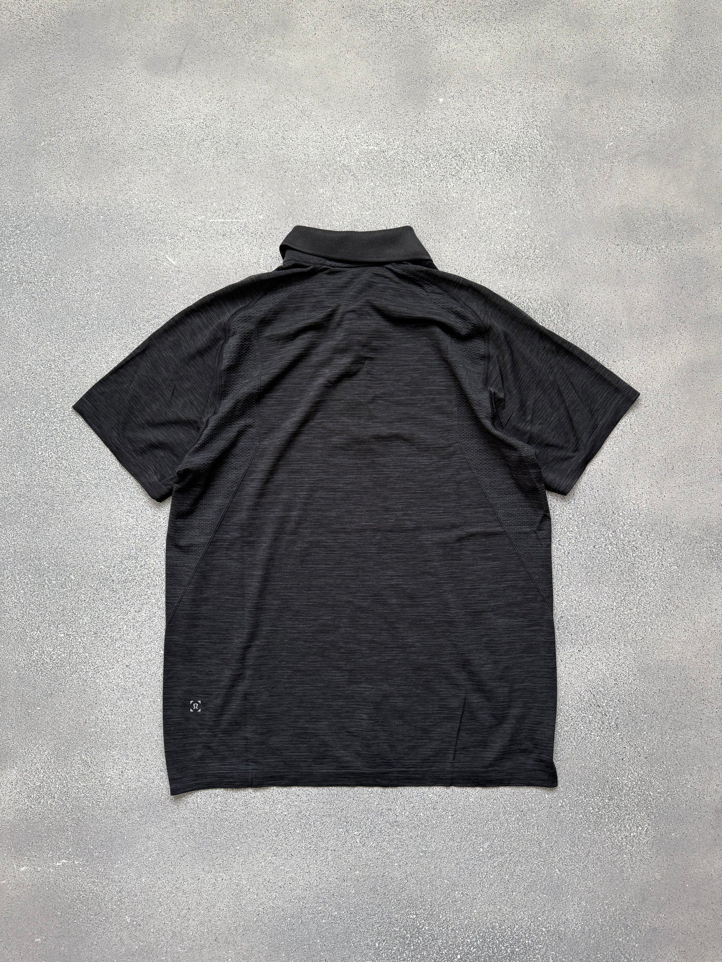 Lululemon sport polo (M y L)