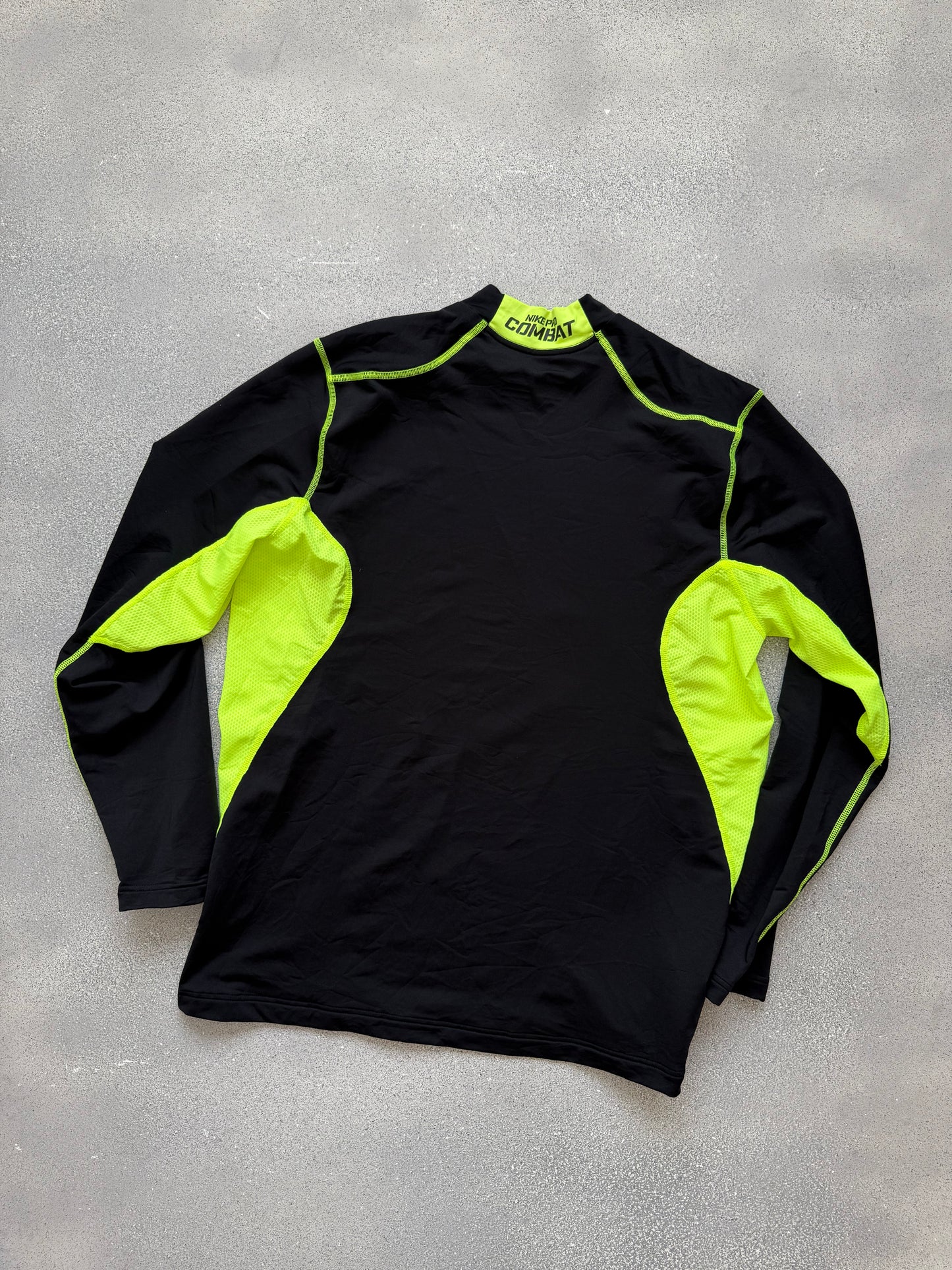 Nike pro combat jersey (XL)