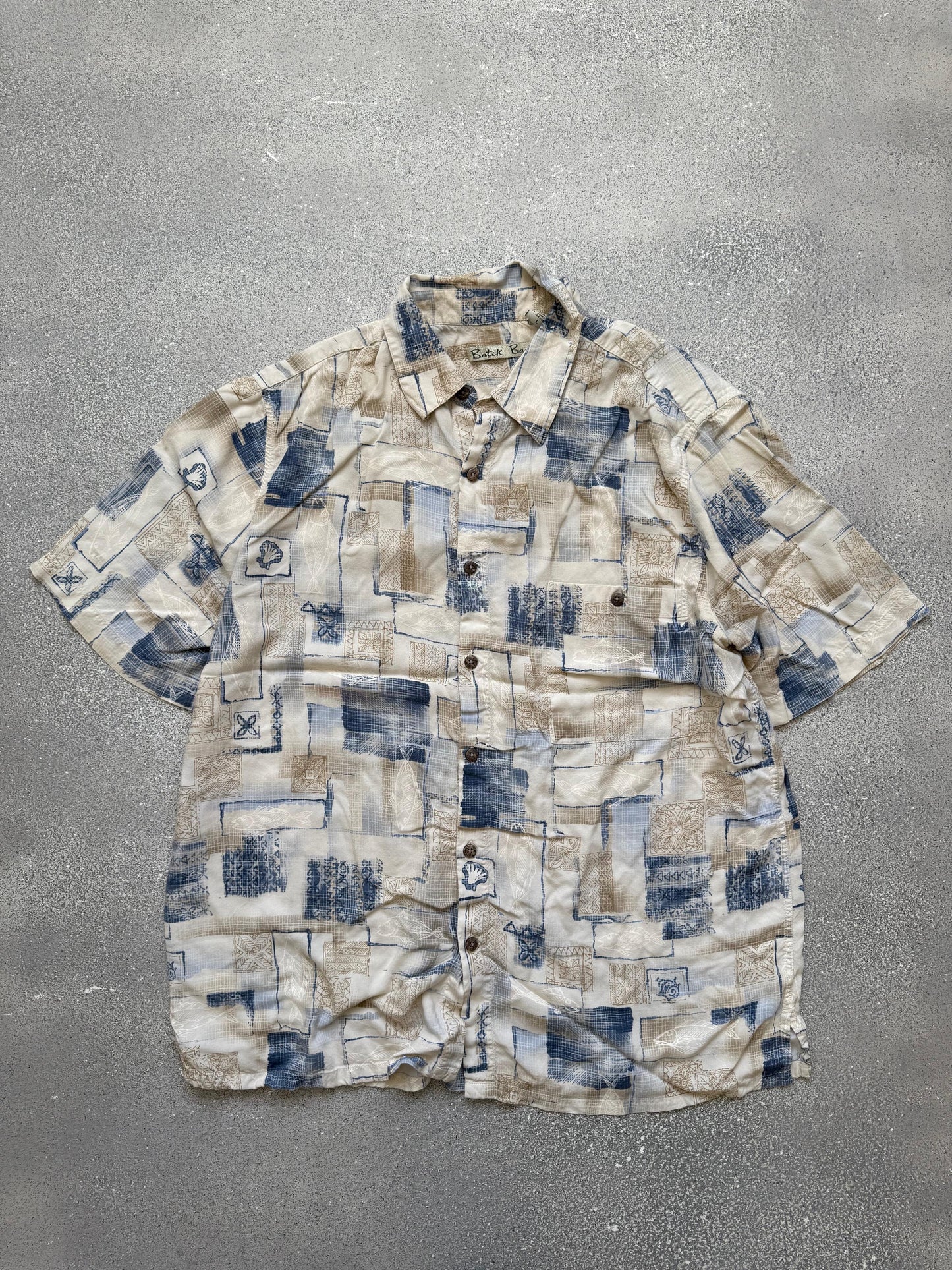 Batik vtg shirt (L)