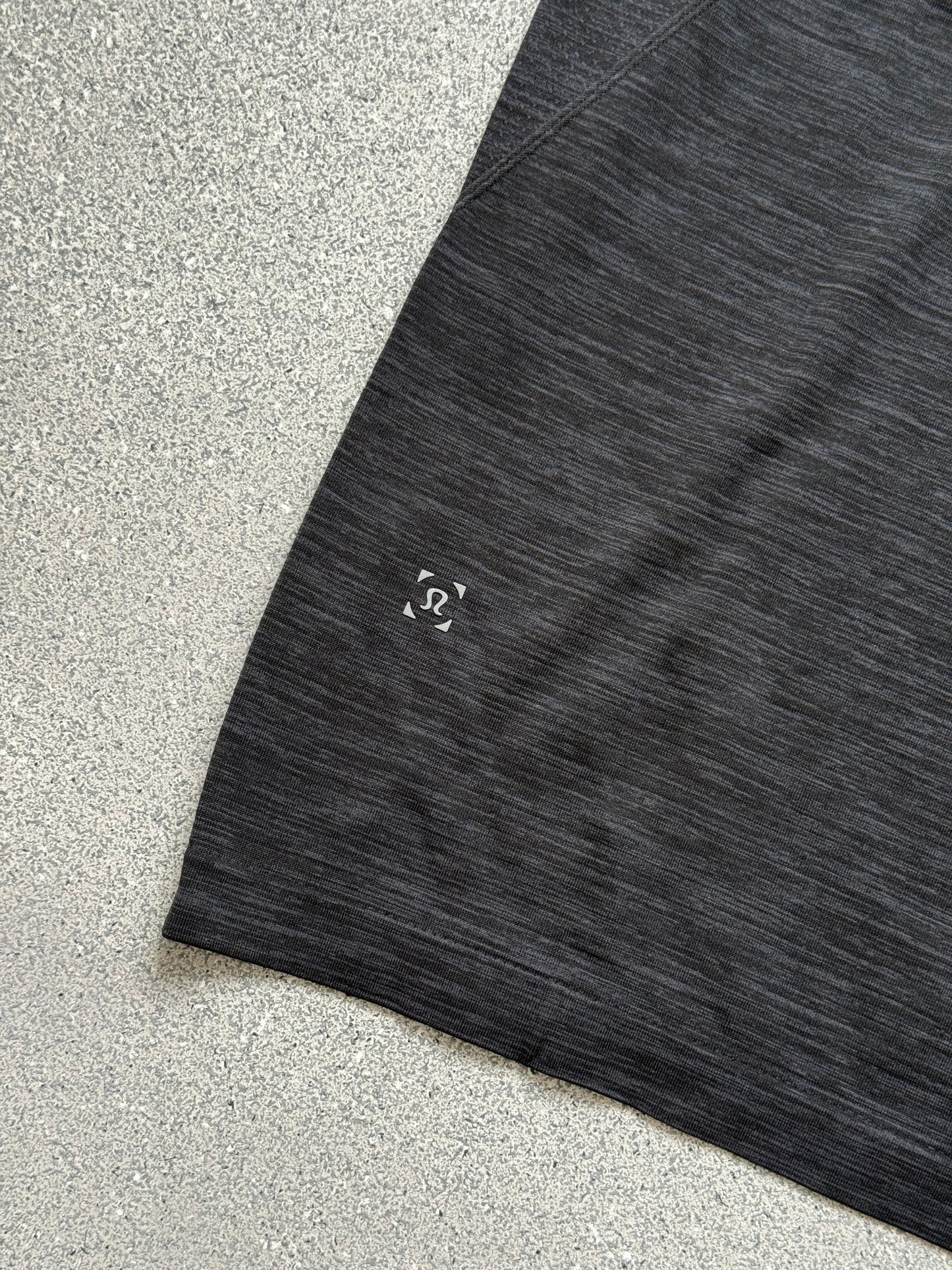 Lululemon sport polo (M y L)