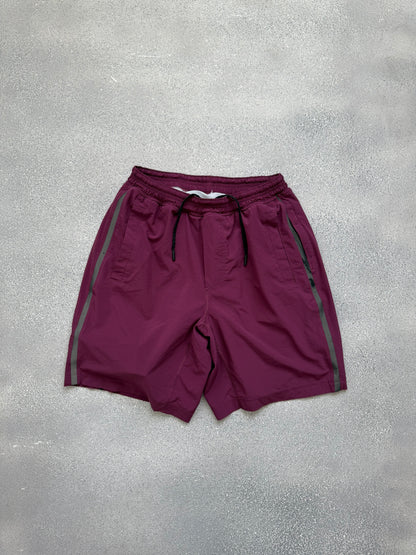 Lululemon lycra shorts (M)