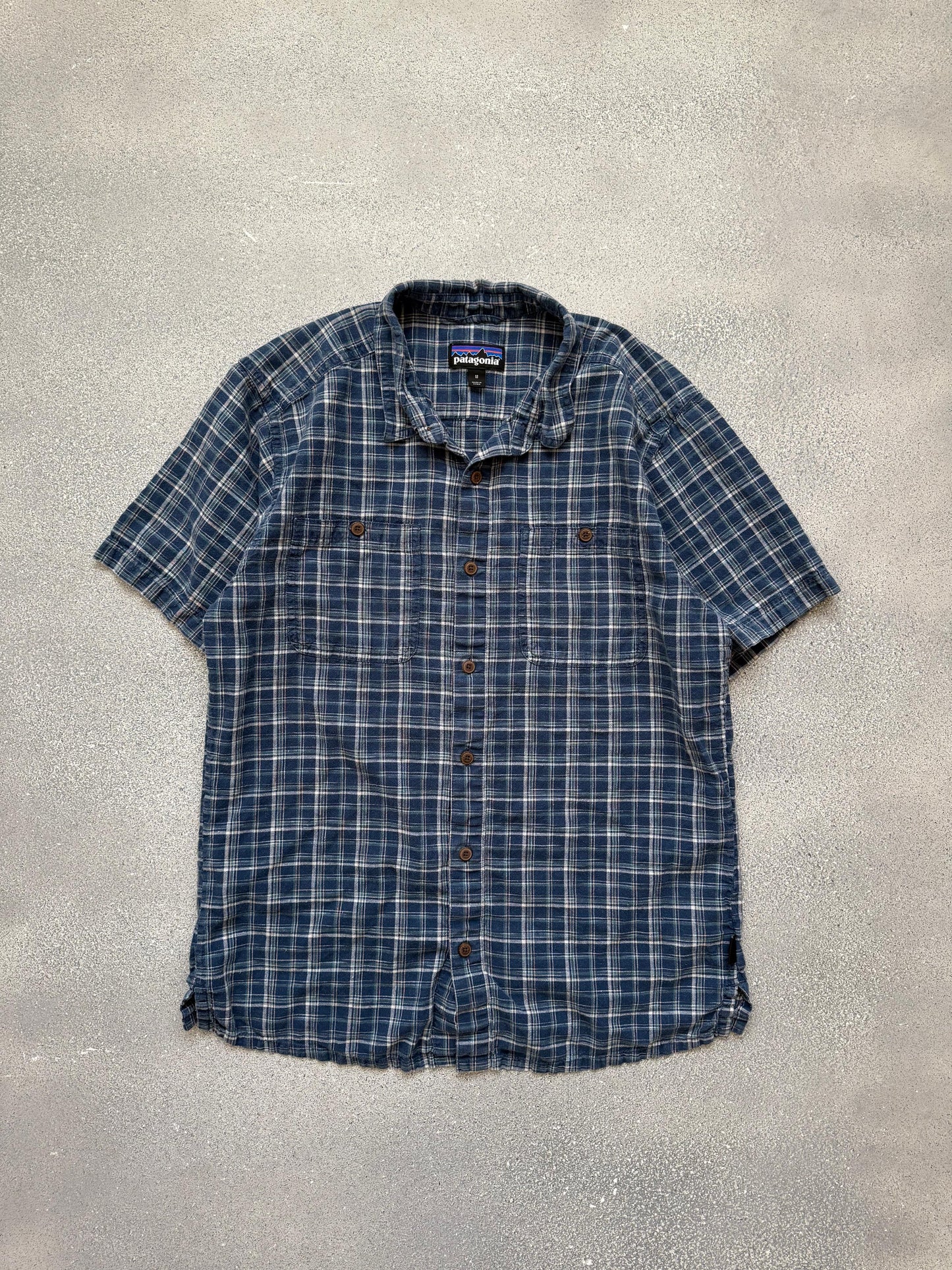Patagonia shirt (M)