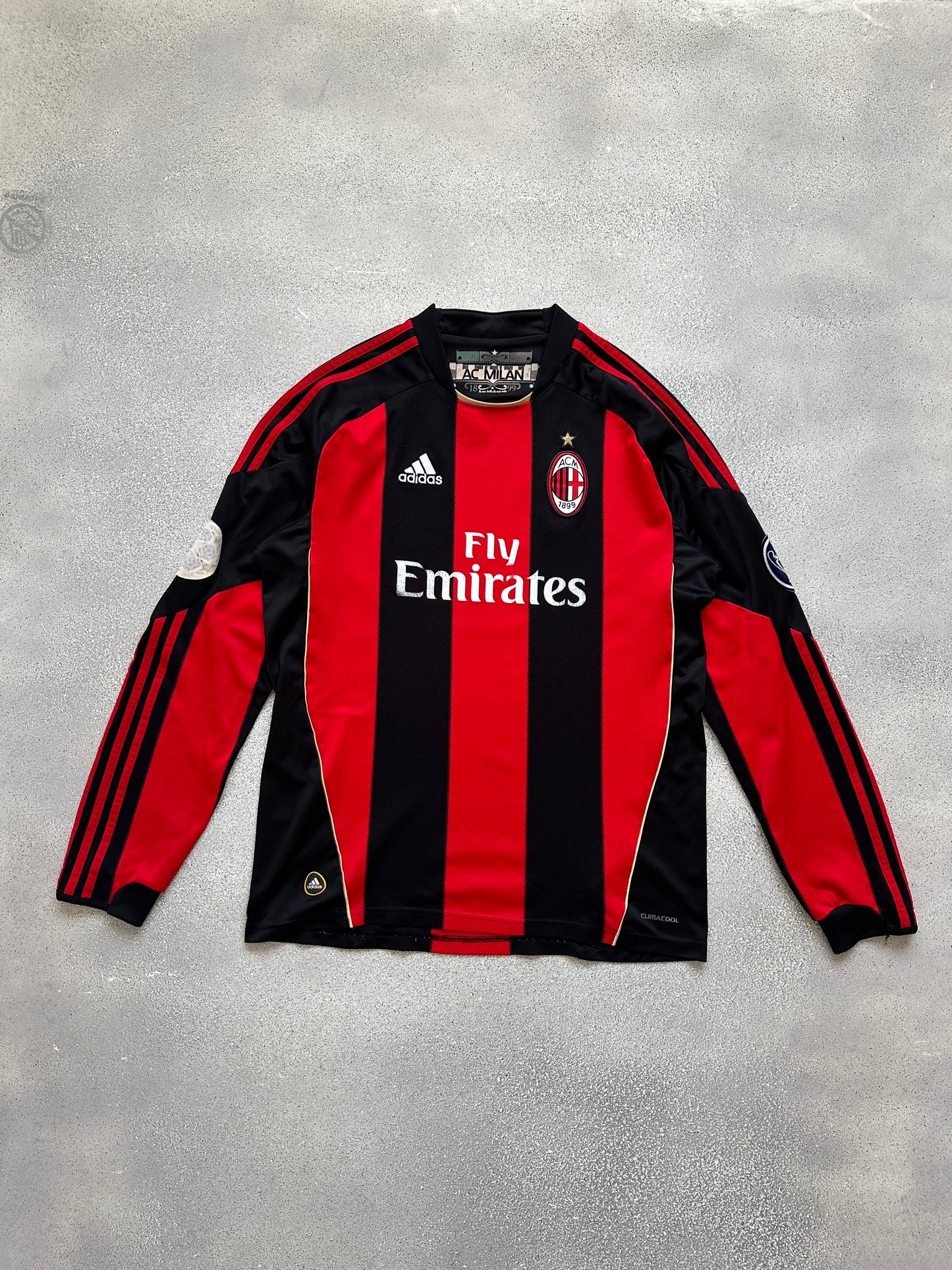 Adidas Milan jersey (L)