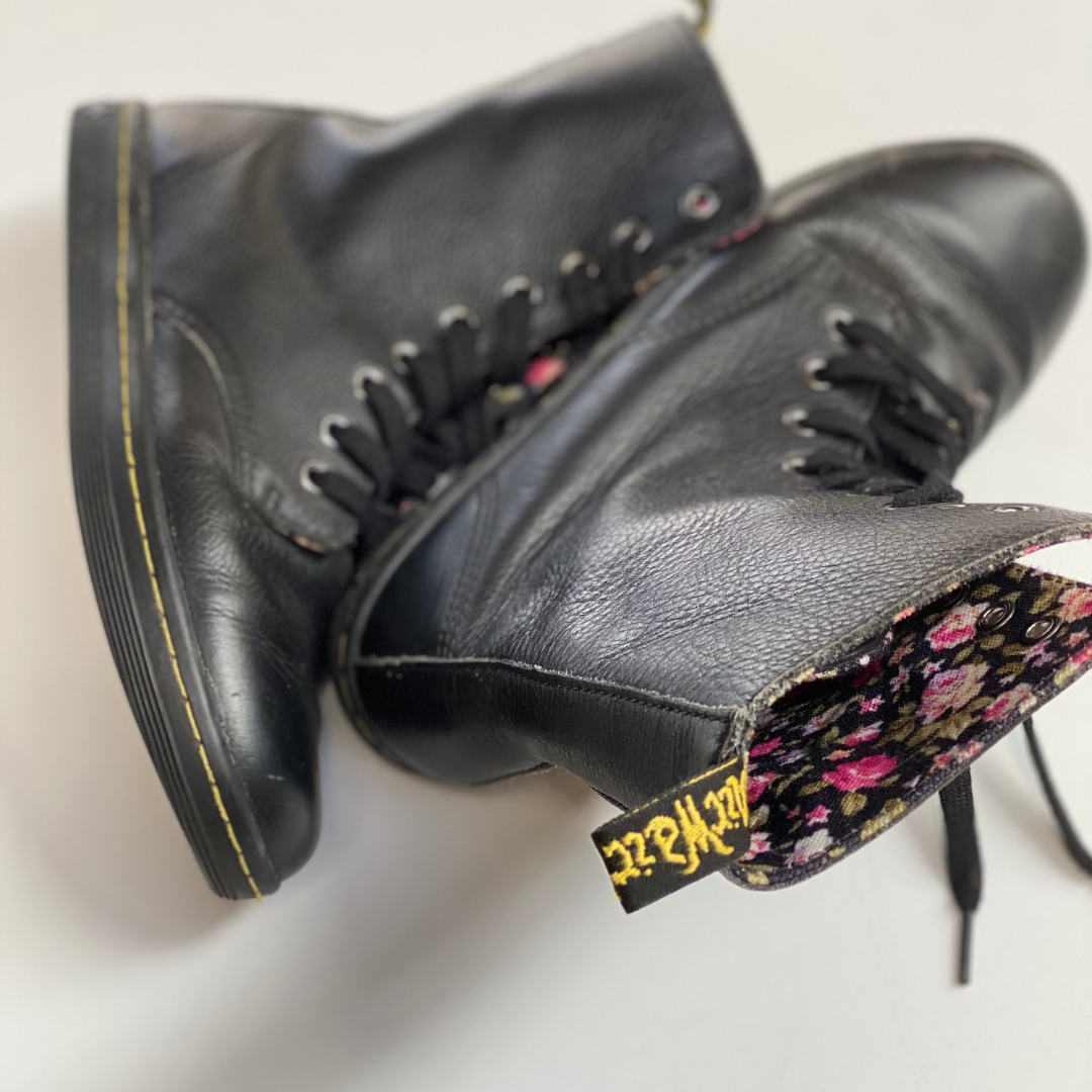 Dr martens top 4 elementos